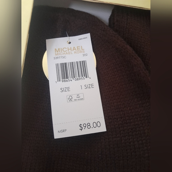 New Michael Kors Chocolate Brown Scarf and Hat Set NWT - Picture 2 of 7